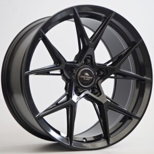 Forzza Oregon 8,5X19 5X114,3 ET42 CB73,1 Black Magic