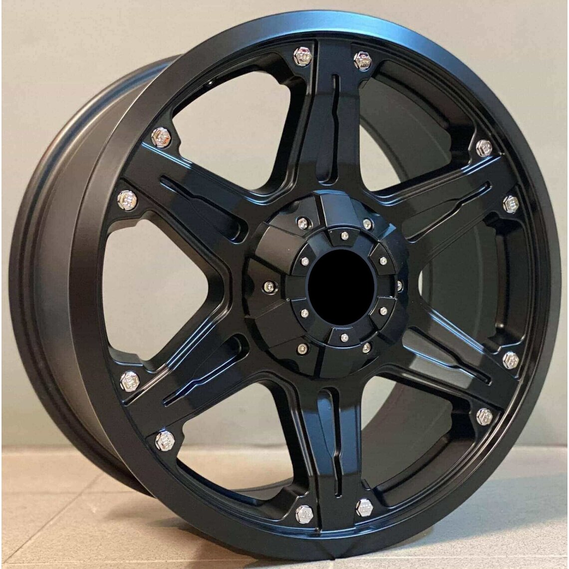 4x4 5106 8.5x18 5x114.3/120 ET40 Black Matt
