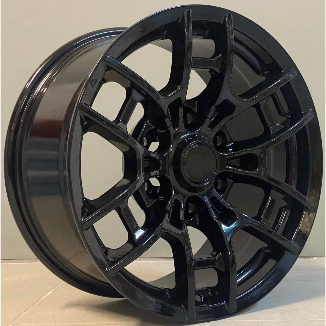 4x4 6142 8x17 6x139.7 ET0 Black Glossy