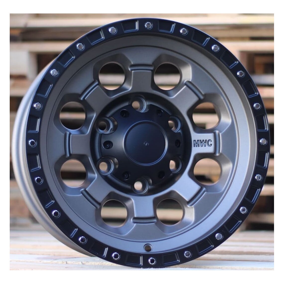 4x4 820 8x15 6x139.7 ET0 Gun Metal Matt Lip Black