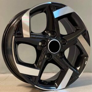 Hyundai Style 121 6x15 5x114.3 ET39 Black Face Machined