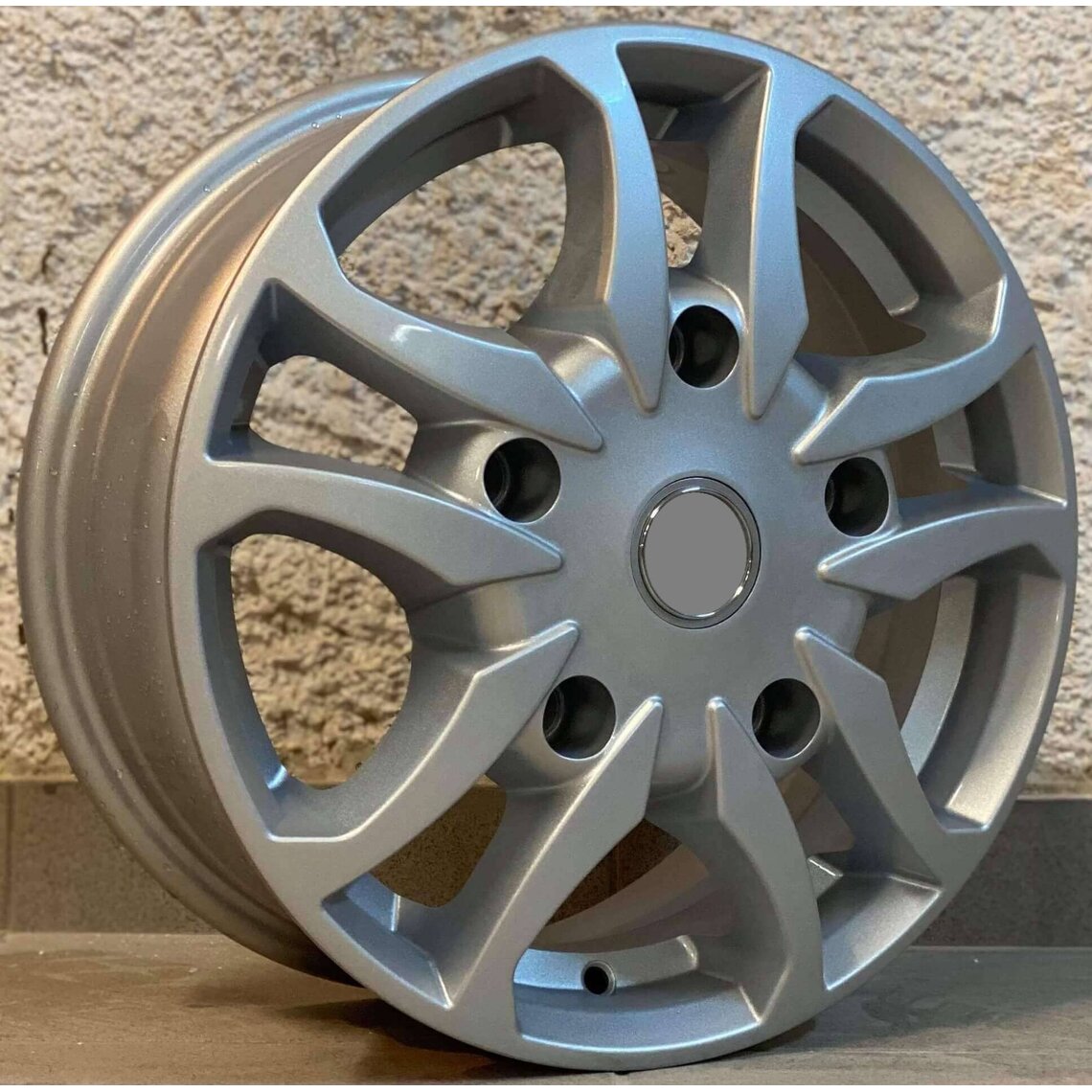 Van Style 1389 6x15 5x160 ET56 Silver Hyper