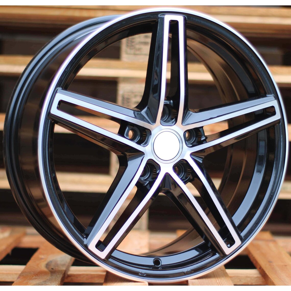Vossen Style 521 6.5x16 5x112 ET42 Black Face Machined