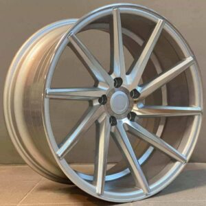 Vossen Style 561 L&R 8.5x20 5x114.3 ET33 Silver Face Machined