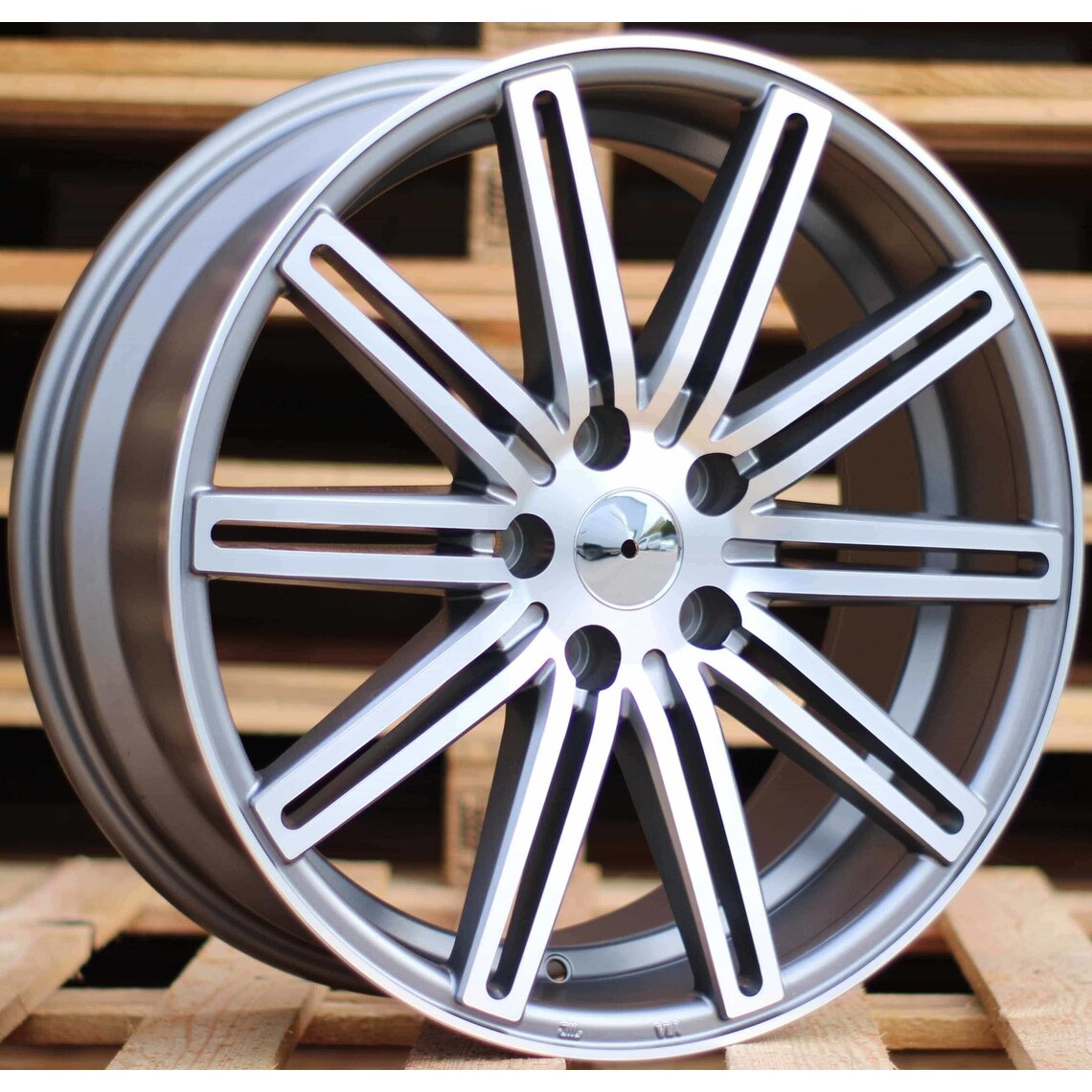 Vossen Style 710 8.5x19 5x112 ET35 Gun Metal Matt Face Machined