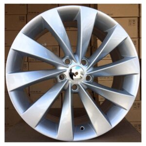 VW Style 595 7.5x17 5x112 ET45 Silver