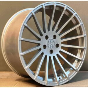Haxer 10 9.5x18 5x120 ET38 Silver Hyper
